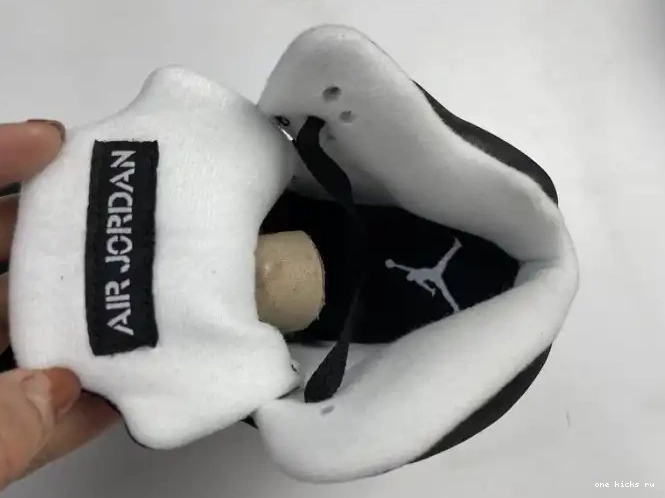 Rep Onekick JORDAN AIR OREO 5 CT4838-011 0405
